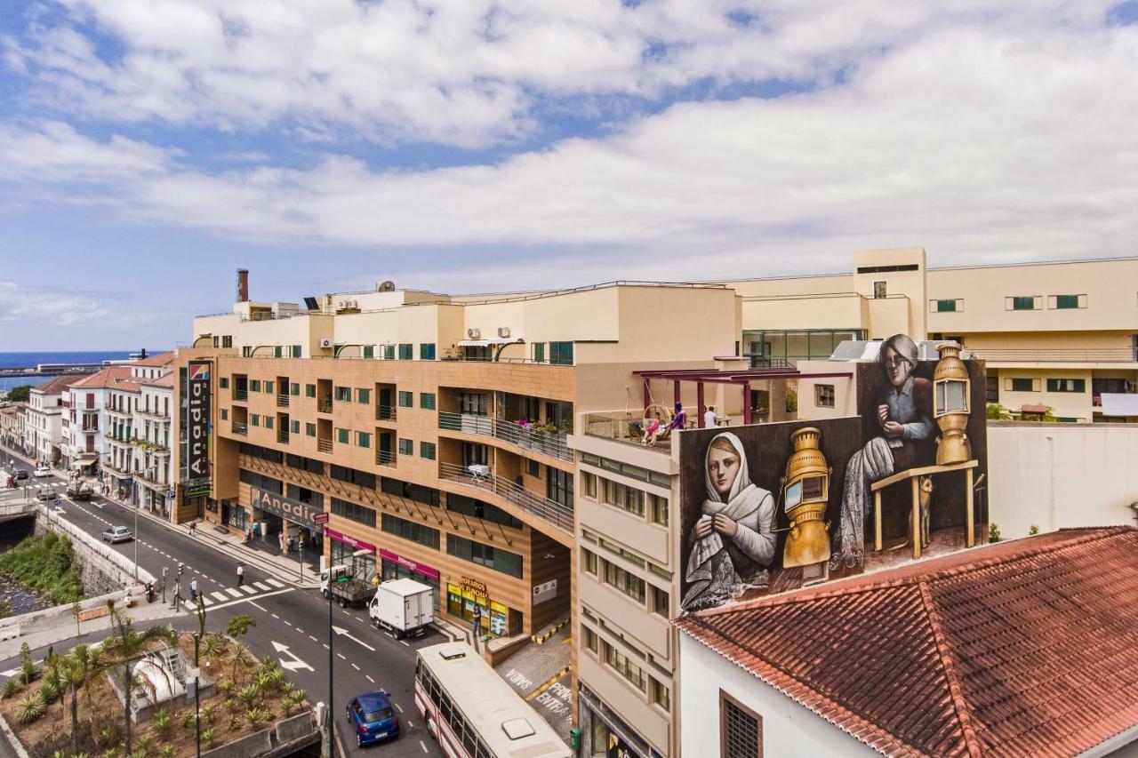 Drapes Design Apartments By An Island Apart Funchal  Zewnętrze zdjęcie